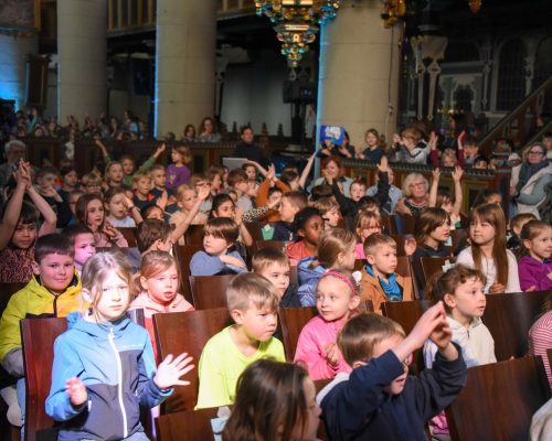 Earth-Choir-Kids-2025-Konzert_10_45h_rsc_15